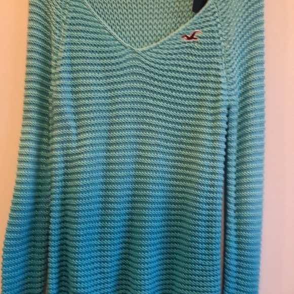 Hollister Turquoise Blue Ombré Cotton Sweater NWT Size S - Picture 3 of 11
